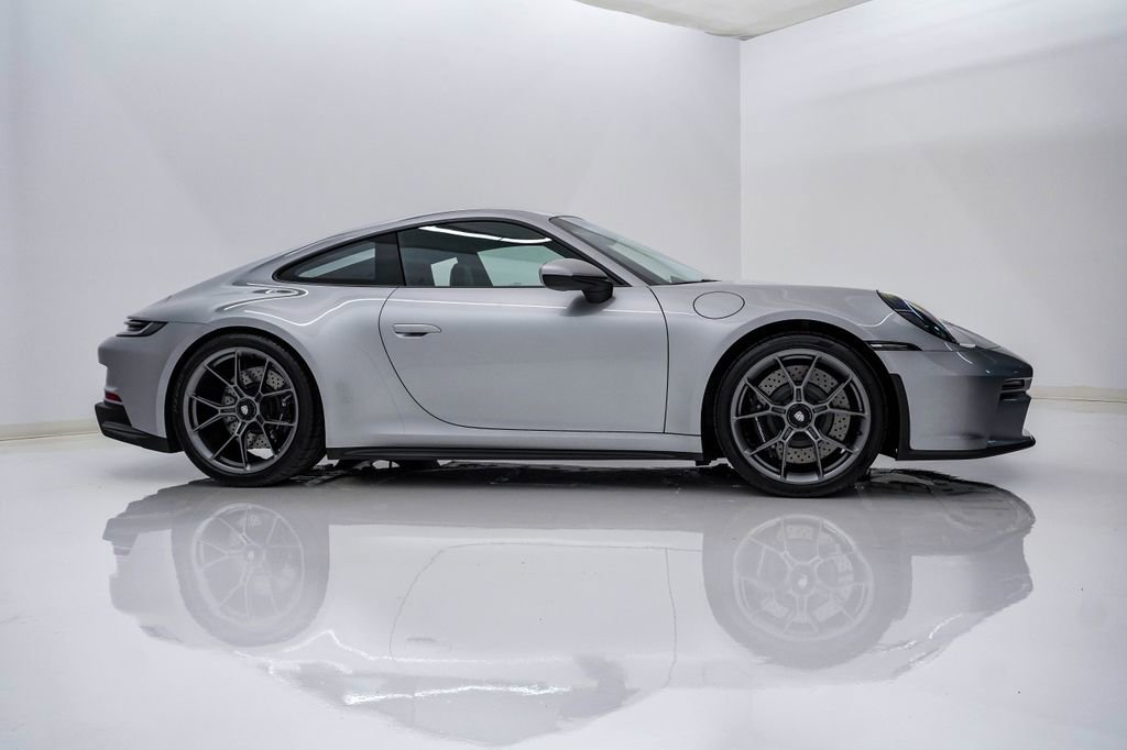 Certified 2024 Porsche 911 GT3 image 9