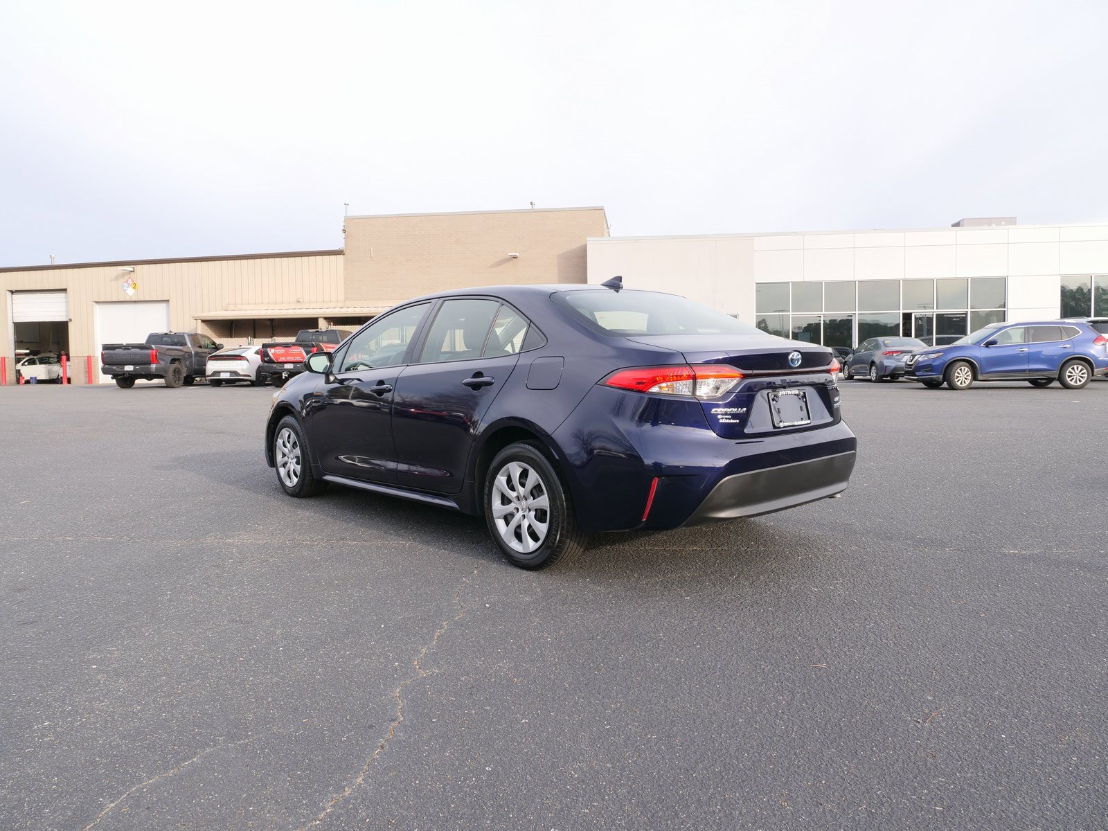 Used 2024 Toyota Corolla LE image 6