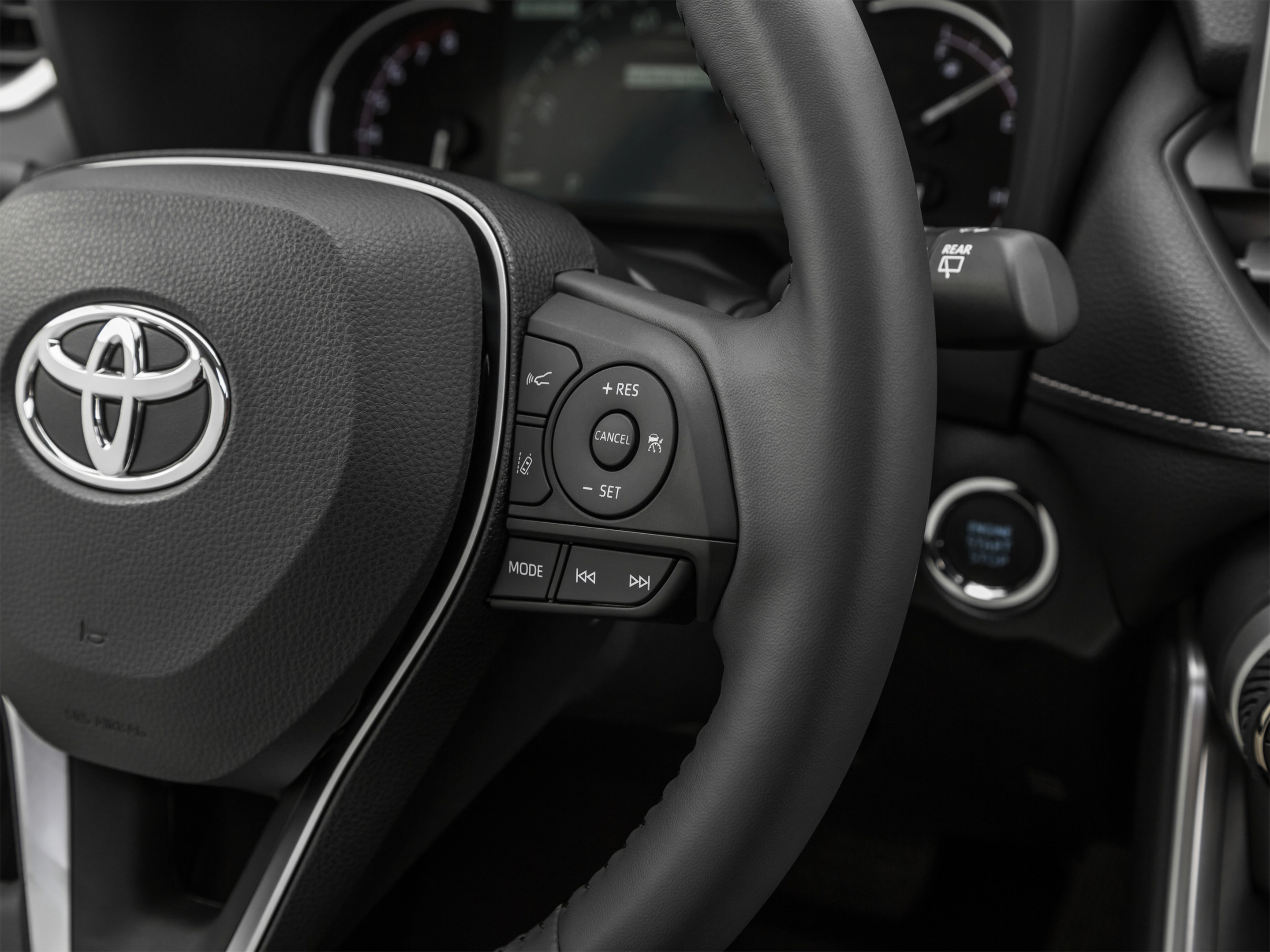 Used 2020 Toyota RAV4 Limited FWD image 66