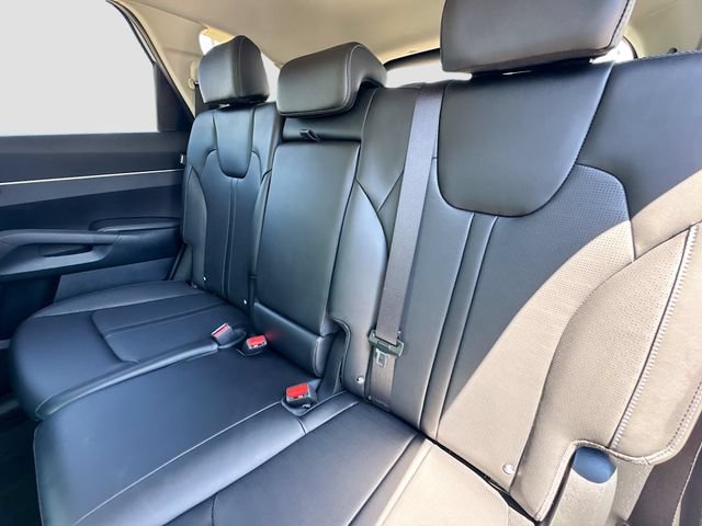 Used 2025 Kia Sorento S AWD/4WD image 25
