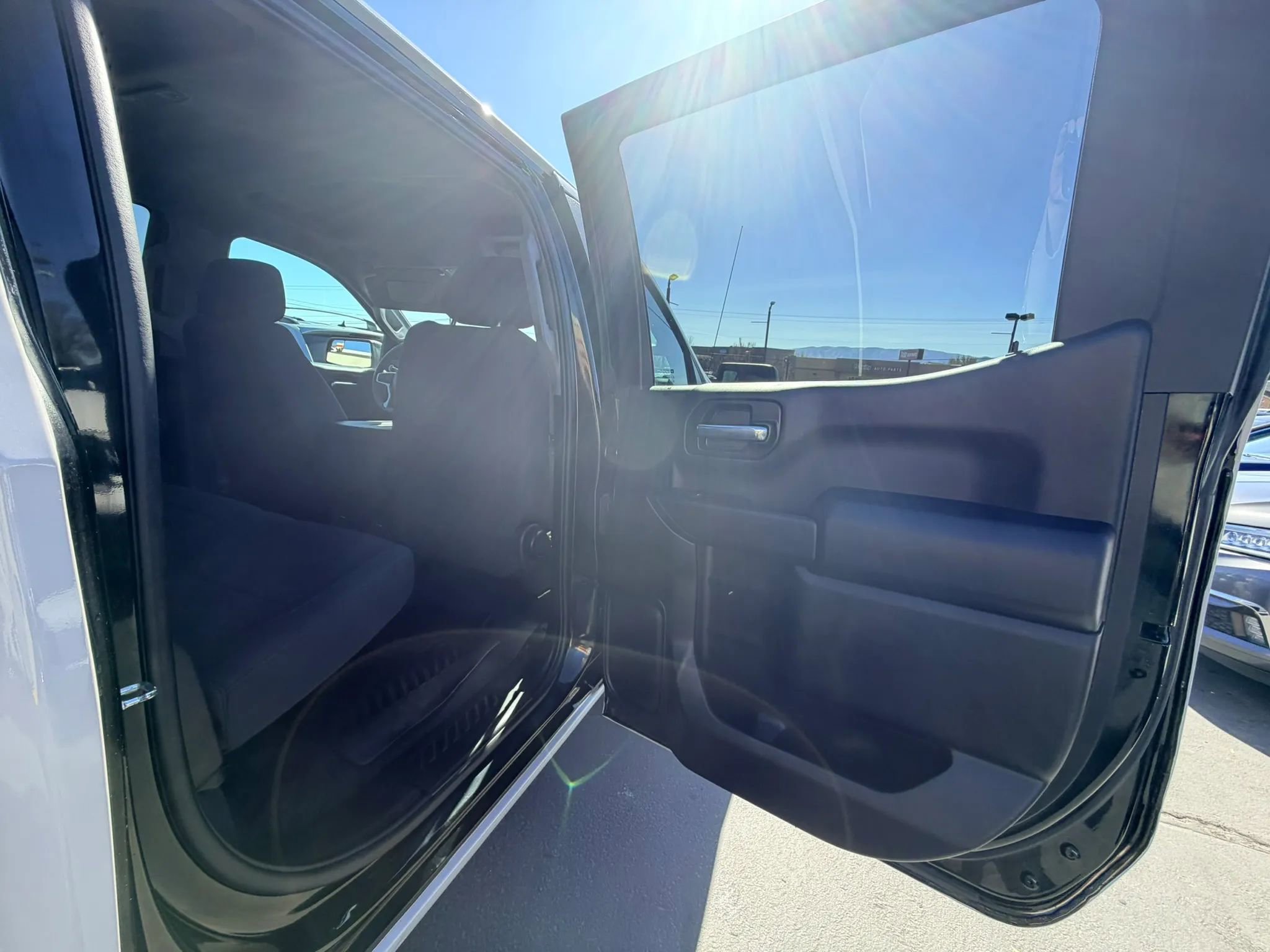 Used 2021 Chevrolet Silverado 1500 Custom Trail Boss w/ Safety Confidence Package AWD/4WD image 24