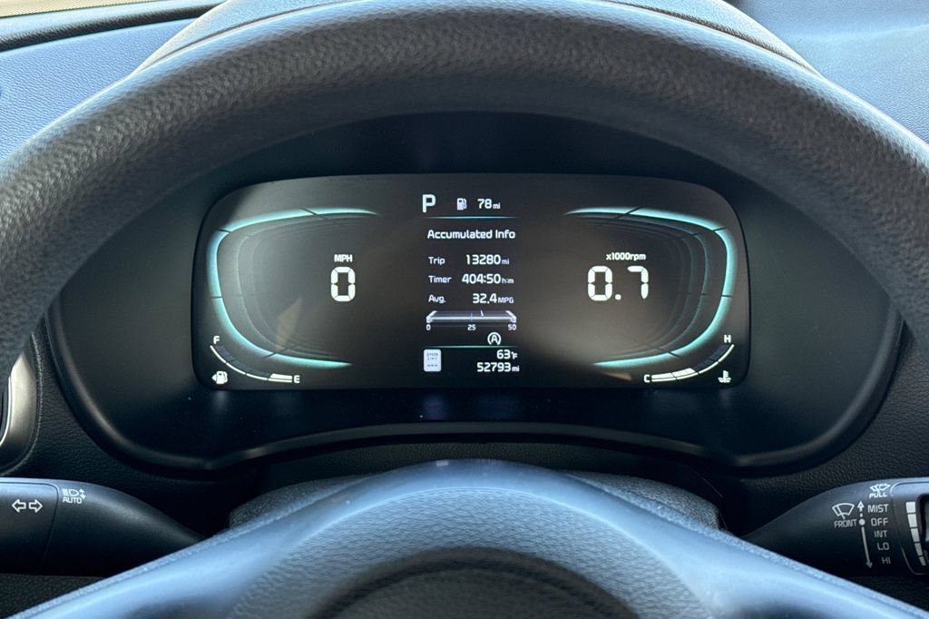 Used 2024 Kia Soul LX w/ Option Group 015 FWD image 33