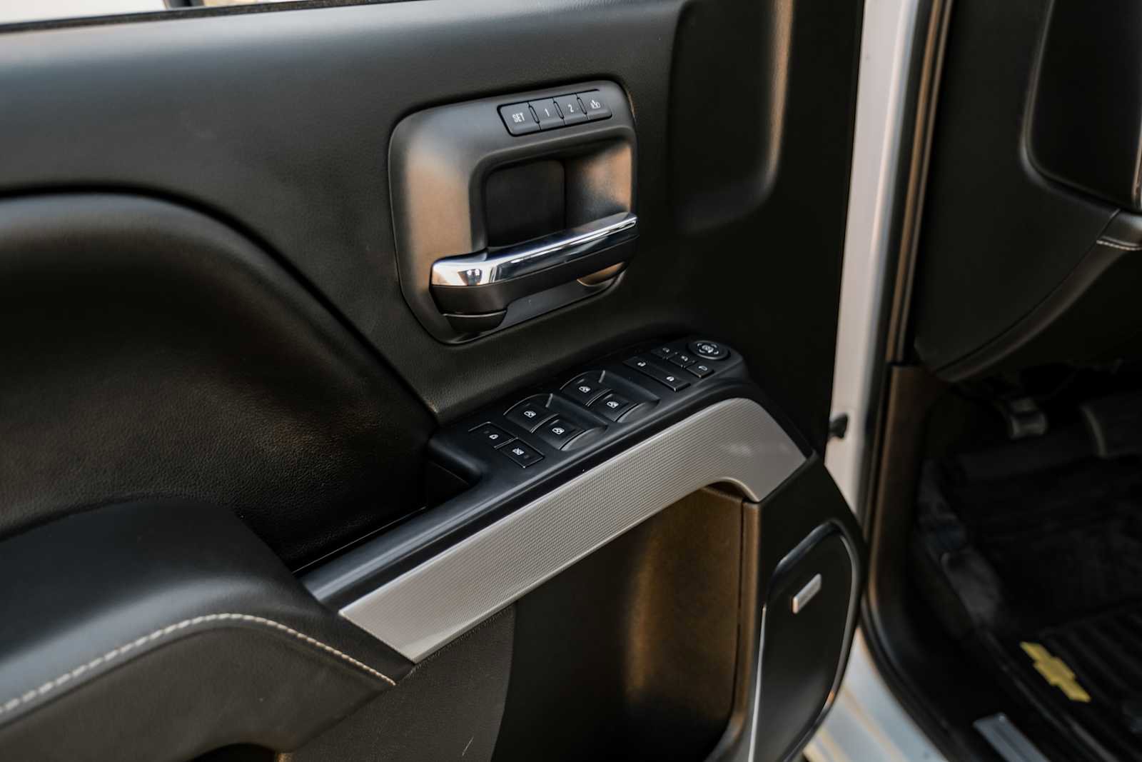 Used 2016 Chevrolet Silverado 3500 LTZ w/ Duramax Plus Package image 48