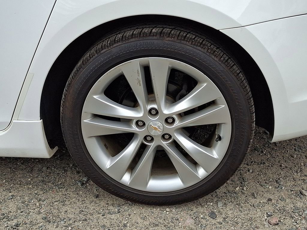 Used 2014 Chevrolet Cruze LTZ w/ RS Package FWD image 31