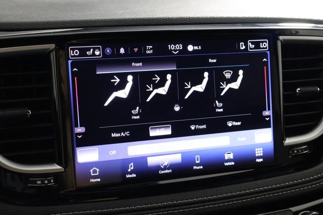 Used 2025 Chrysler Pacifica Select AWD/4WD image 32