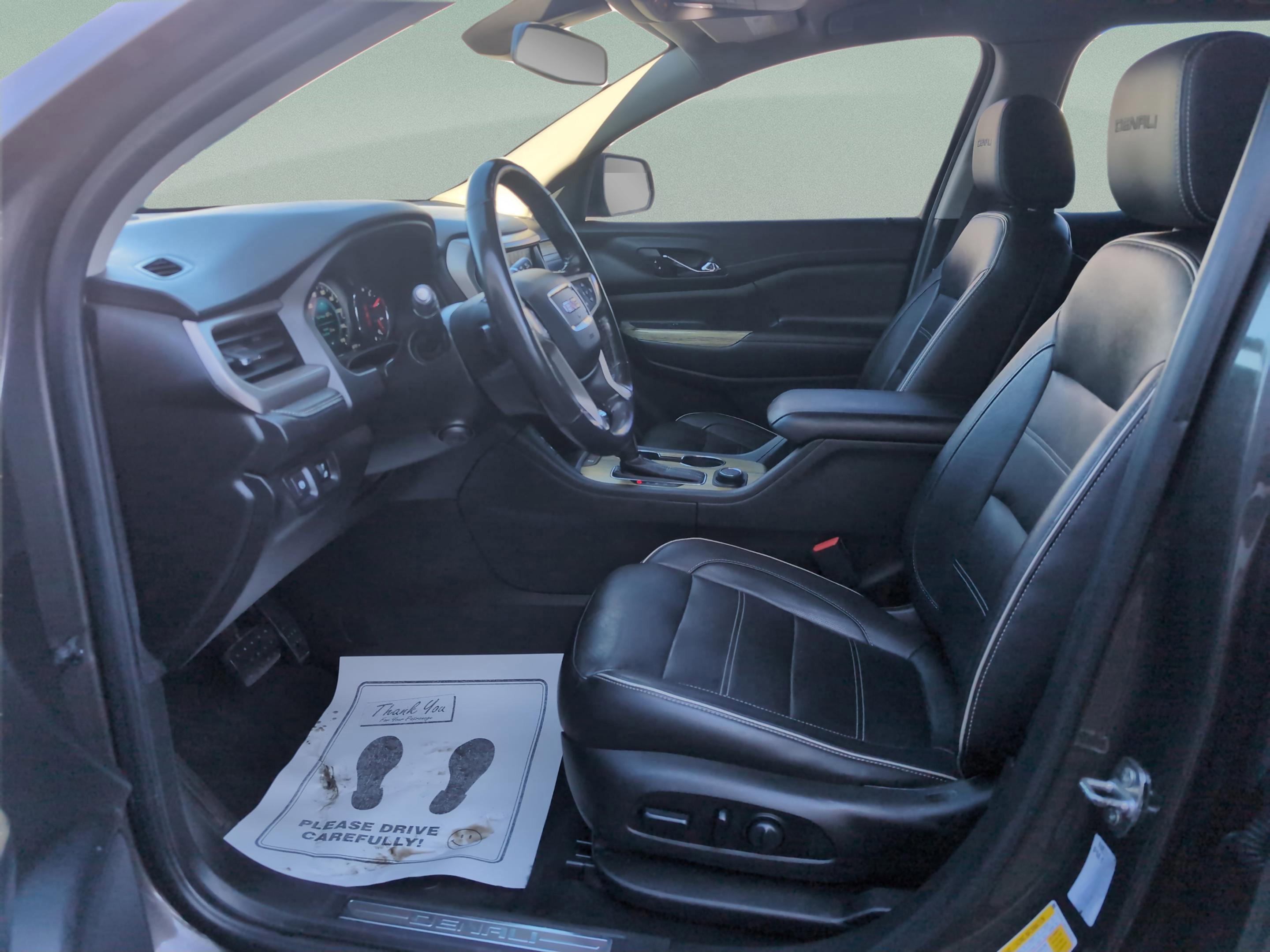 Used 2019 GMC Acadia Denali image 27