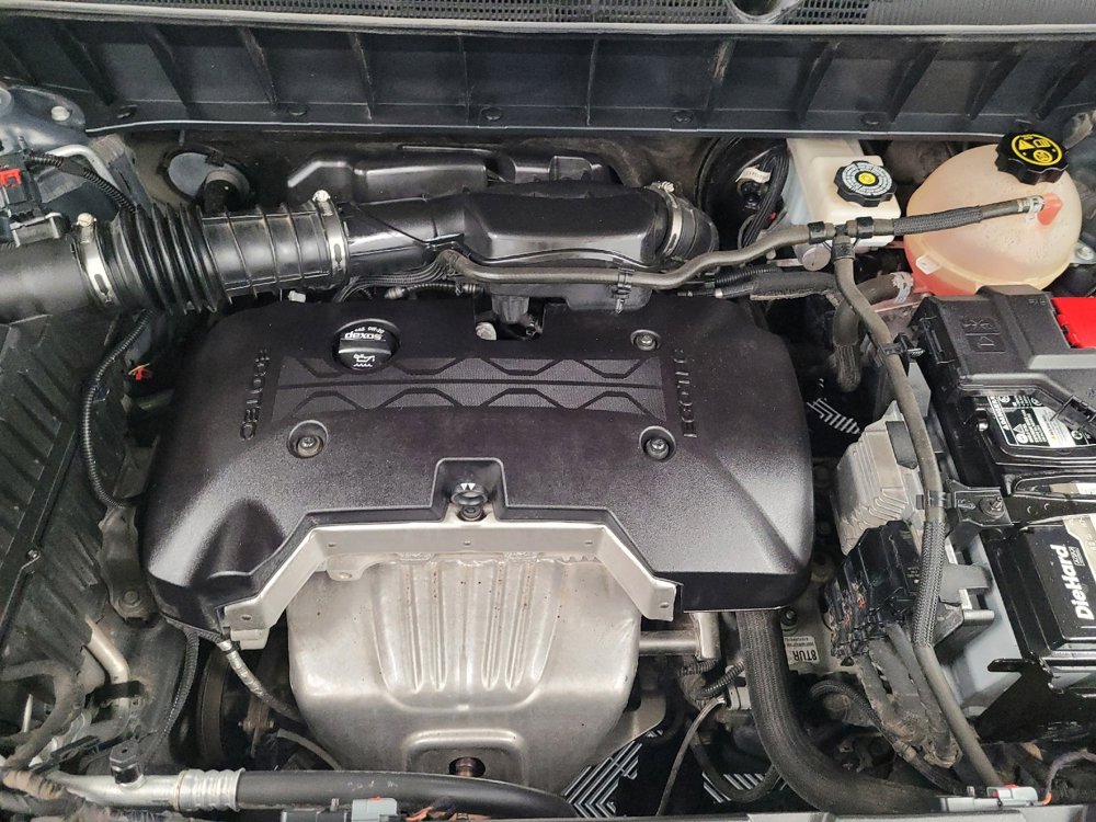 Used 2019 GMC Acadia SLE image 30