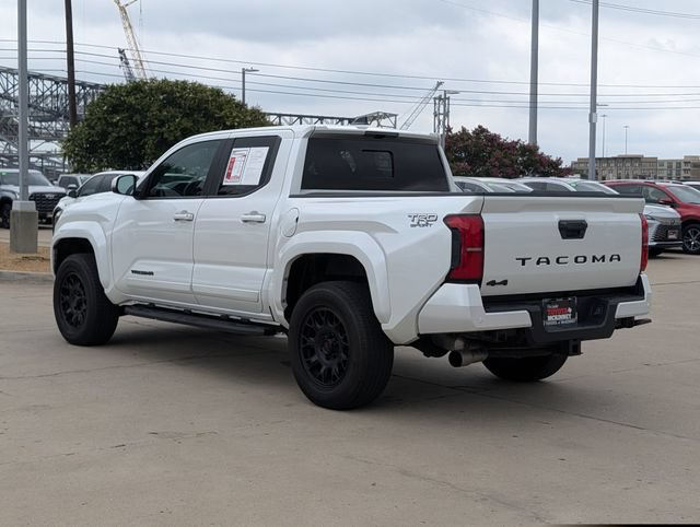 Used 2024 Toyota Tacoma TRD Sport w/ TRD Sport Upgrade Package AWD/4WD image 8