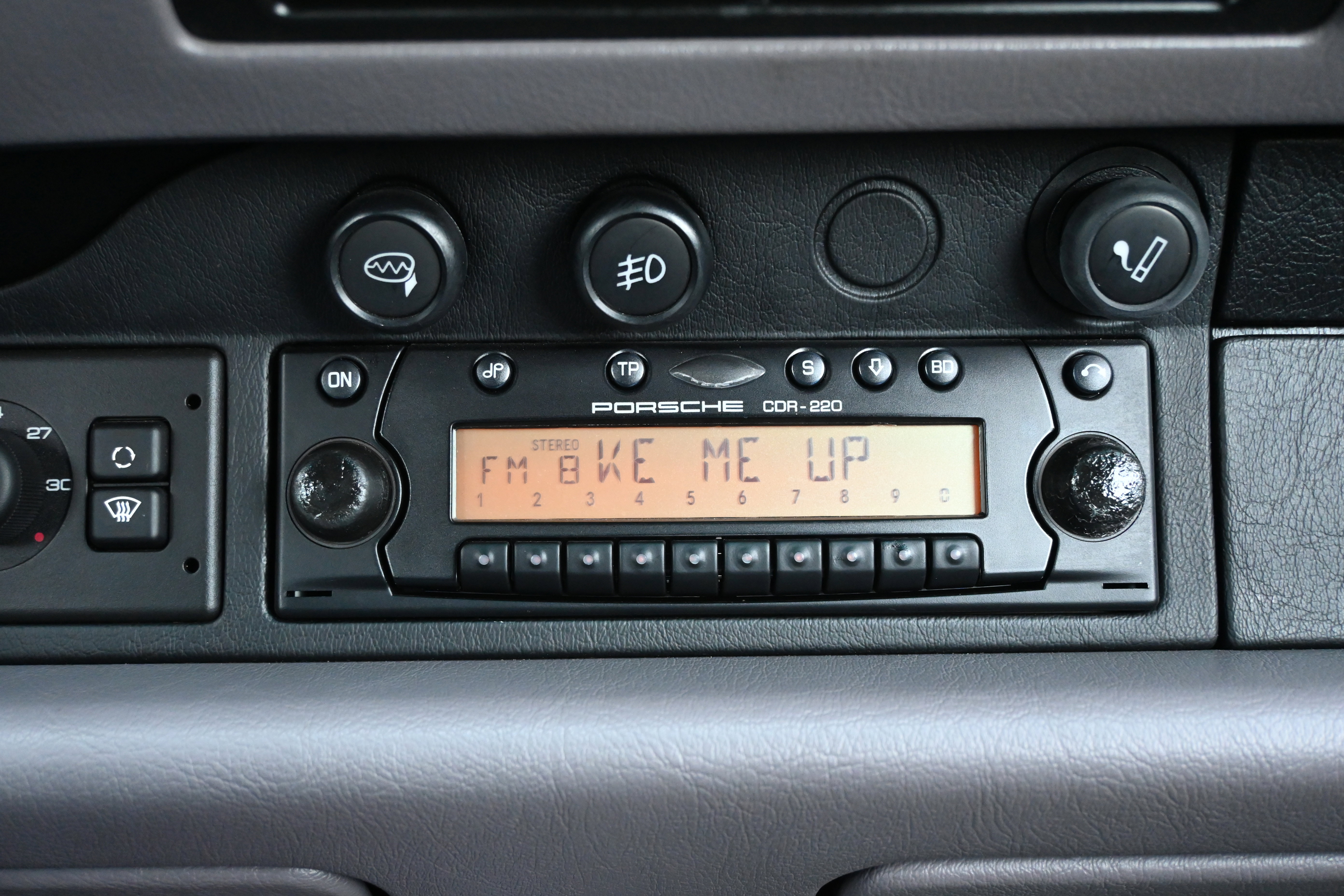 Used 1997 Porsche 911 Carrera 4 image 43