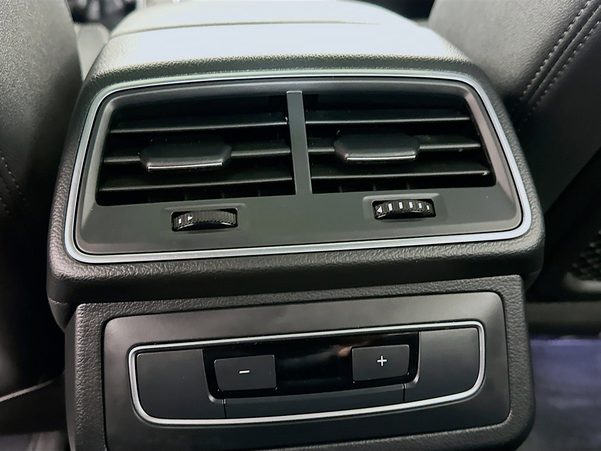 Used 2024 Audi A6 Premium Plus image 28