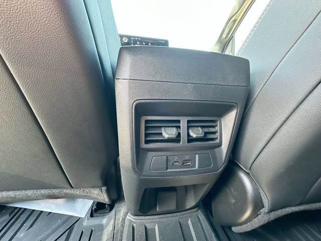 Used 2024 GMC Canyon AT4 AWD/4WD image 23