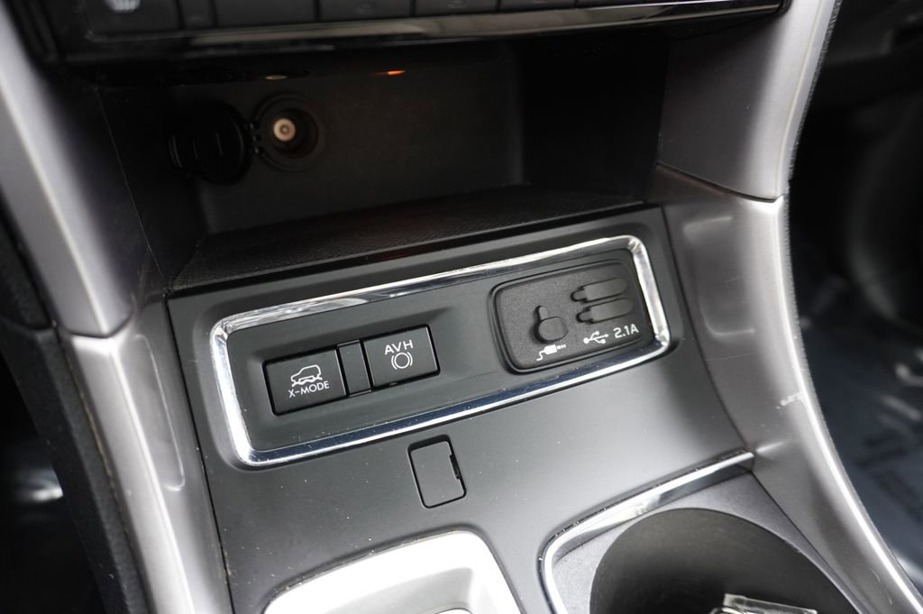 Used 2019 Subaru Ascent Premium w/ Popular Package #3 image 19