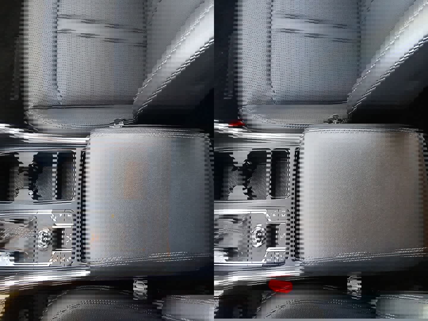 Used 2024 Kia Sorento S image 27