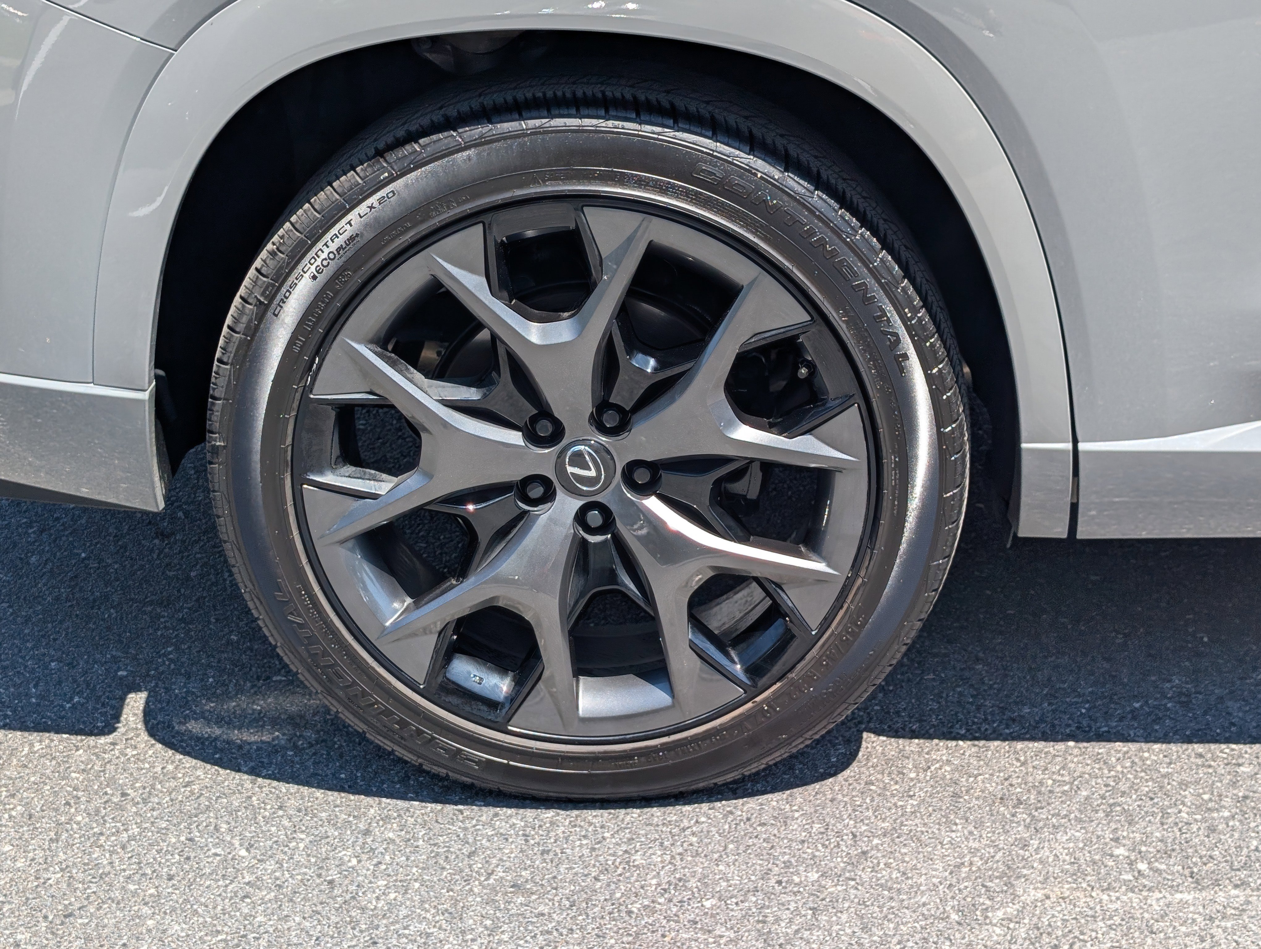 Certified 2025 Lexus TX 500h AWD w/ Technology Package image 11