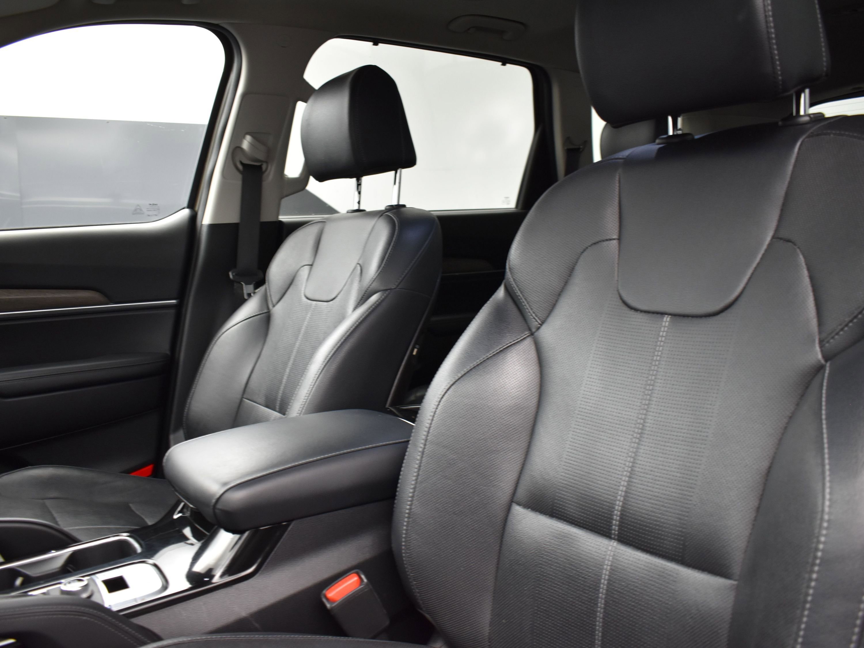 Used 2022 Kia Telluride EX w/ EX Premium Package image 13