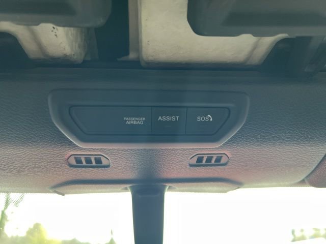 Used 2022 Jeep Gladiator Willys image 15