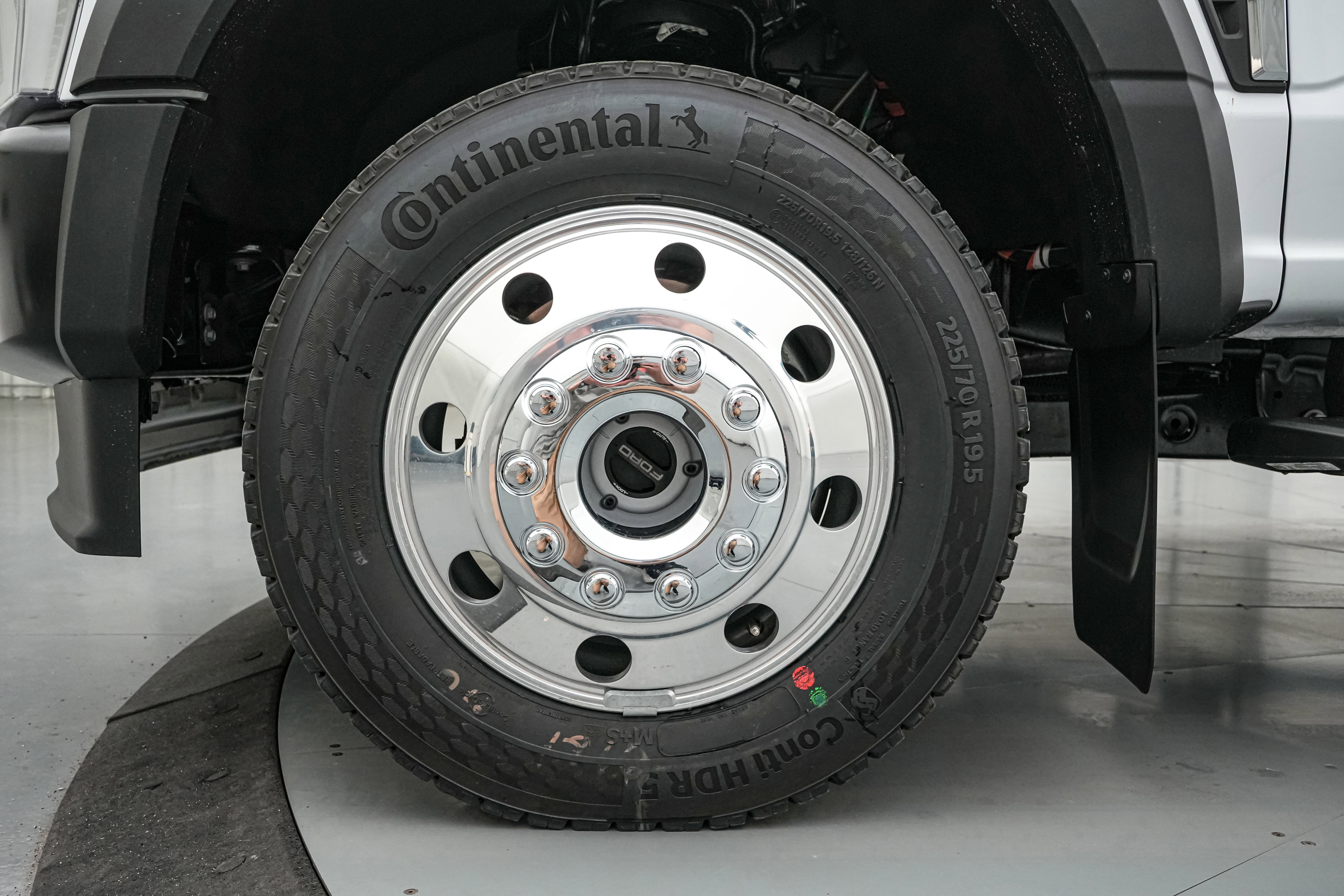 New 2026 Ford F450 XL w/ 360-Degree Camera Package image 11