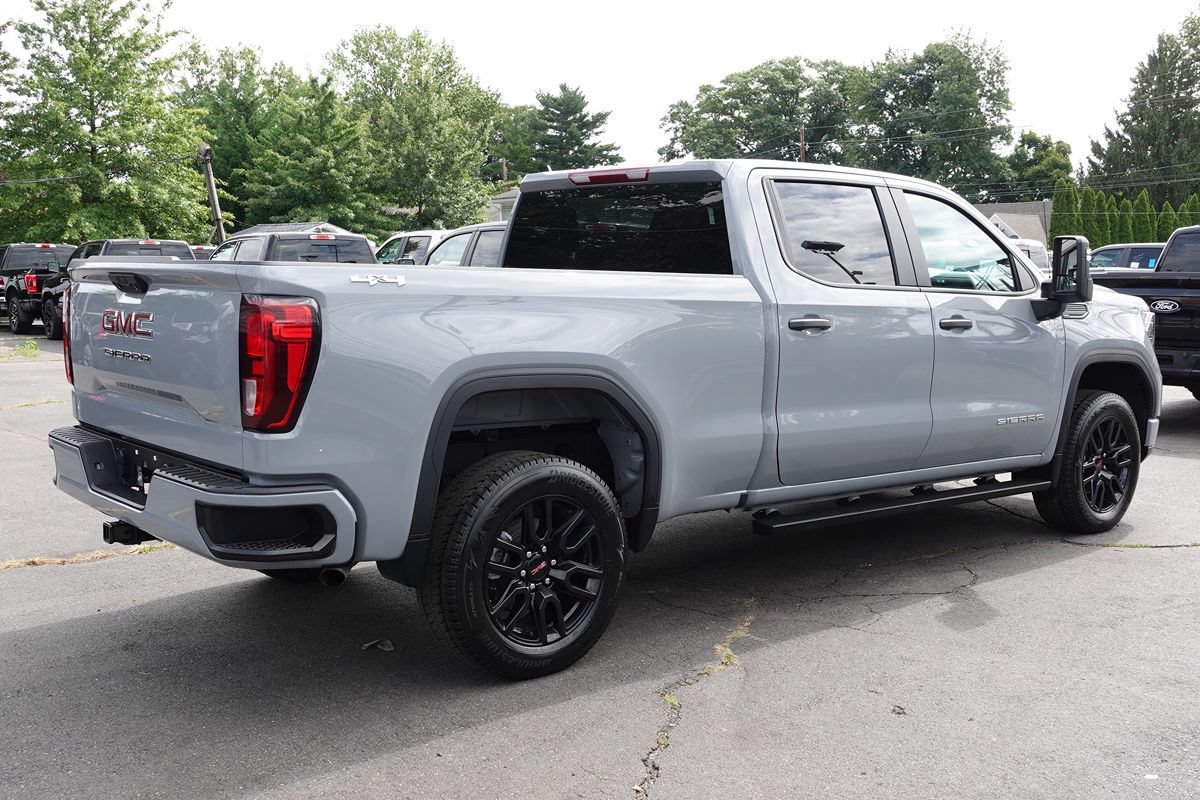 Used 2024 GMC Sierra 1500 Pro w/ Graphite Edition AWD/4WD image 3