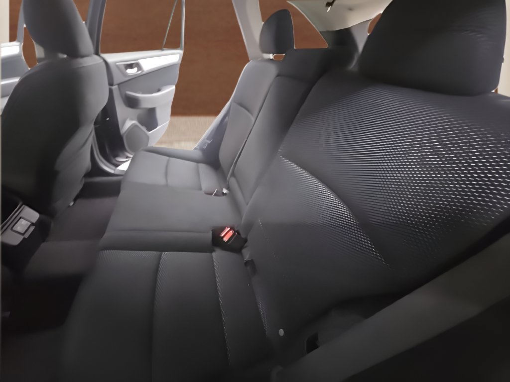 Used 2019 Subaru Outback 2.5i Premium AWD/4WD image 18