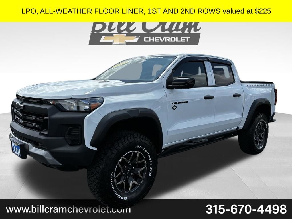 Used 2024 Chevrolet Colorado Trail Boss w/ Technology Package AWD/4WD image 12
