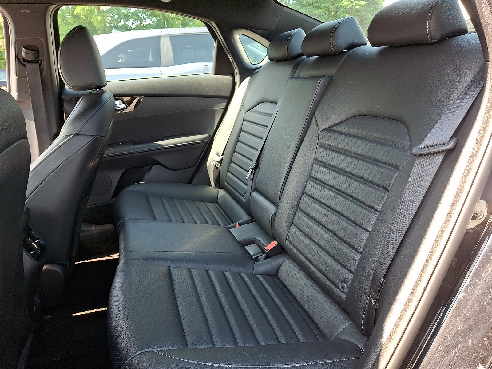 Used 2022 Kia Forte GT-Line w/ GT-Line Premium Package FWD image 9