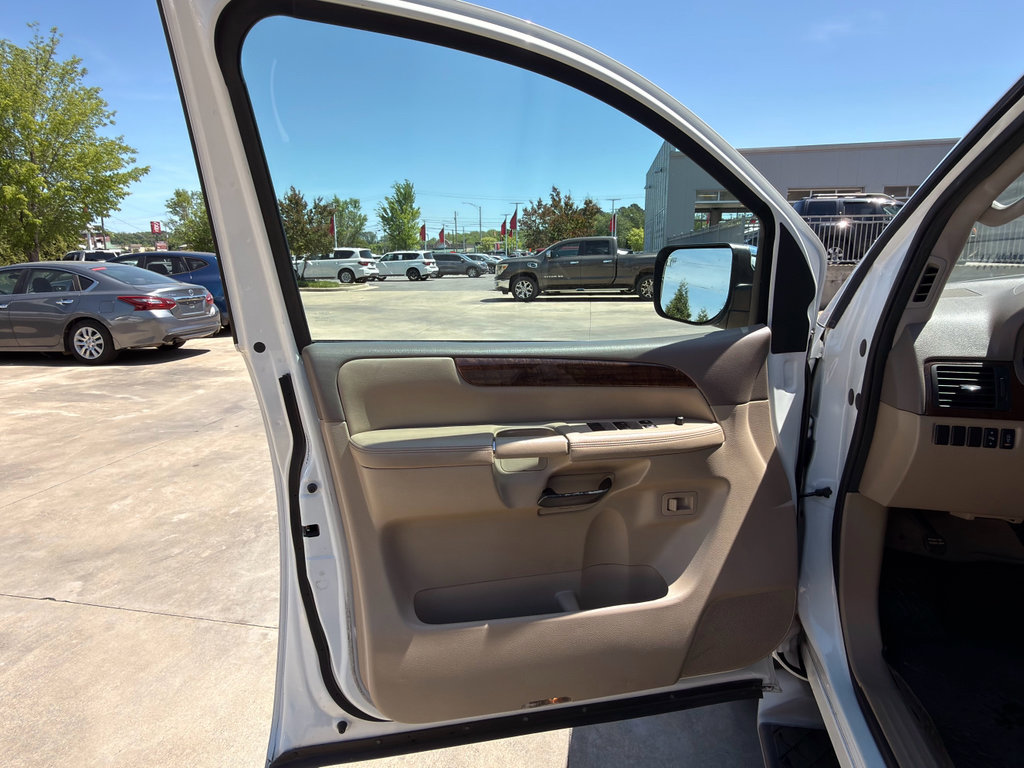 Used 2011 Nissan Armada SL RWD image 8