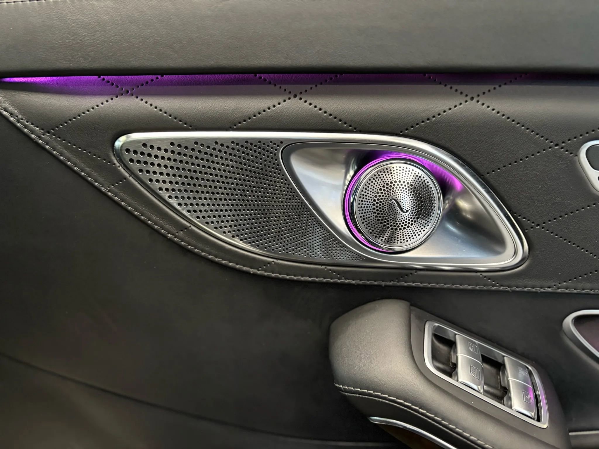 Used 2016 Mercedes-Benz Maybach S 600 image 31