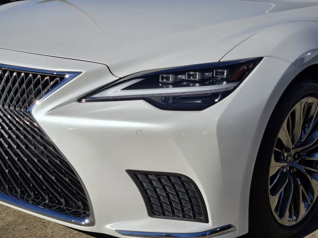 Used 2021 Lexus LS 500 w/ Interior Upgrade Package image 9