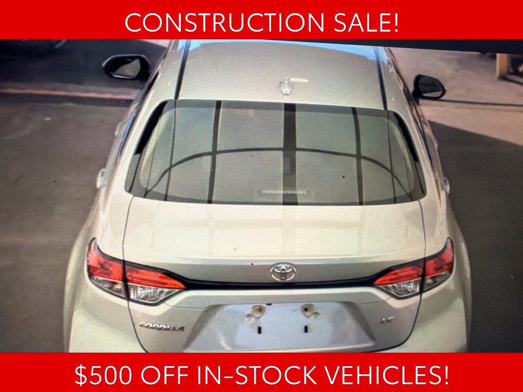 Used 2025 Toyota Corolla LE FWD image 5