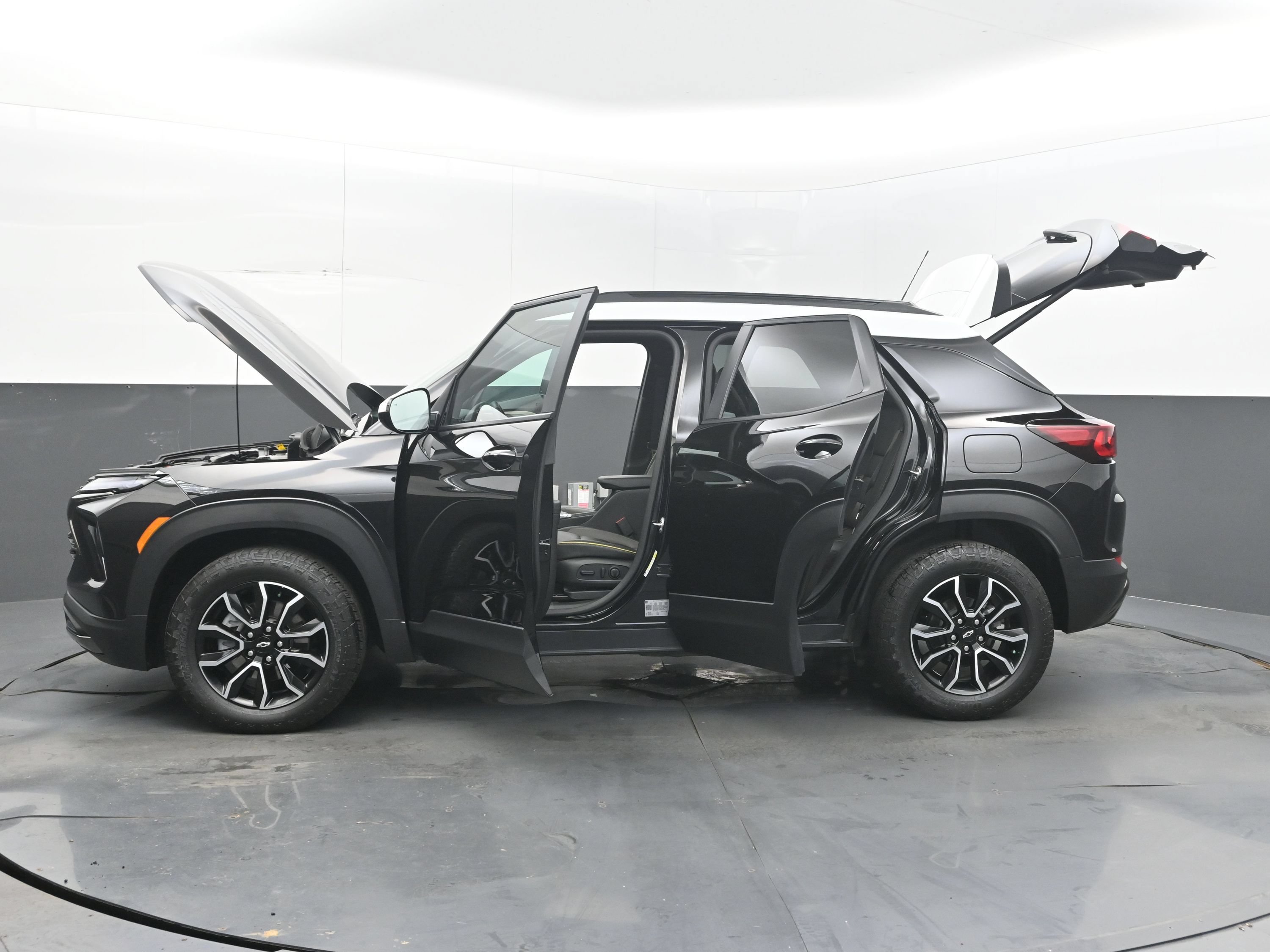 Used 2026 Chevrolet TrailBlazer ACTIV w/ Convenience Package AWD/4WD image 46