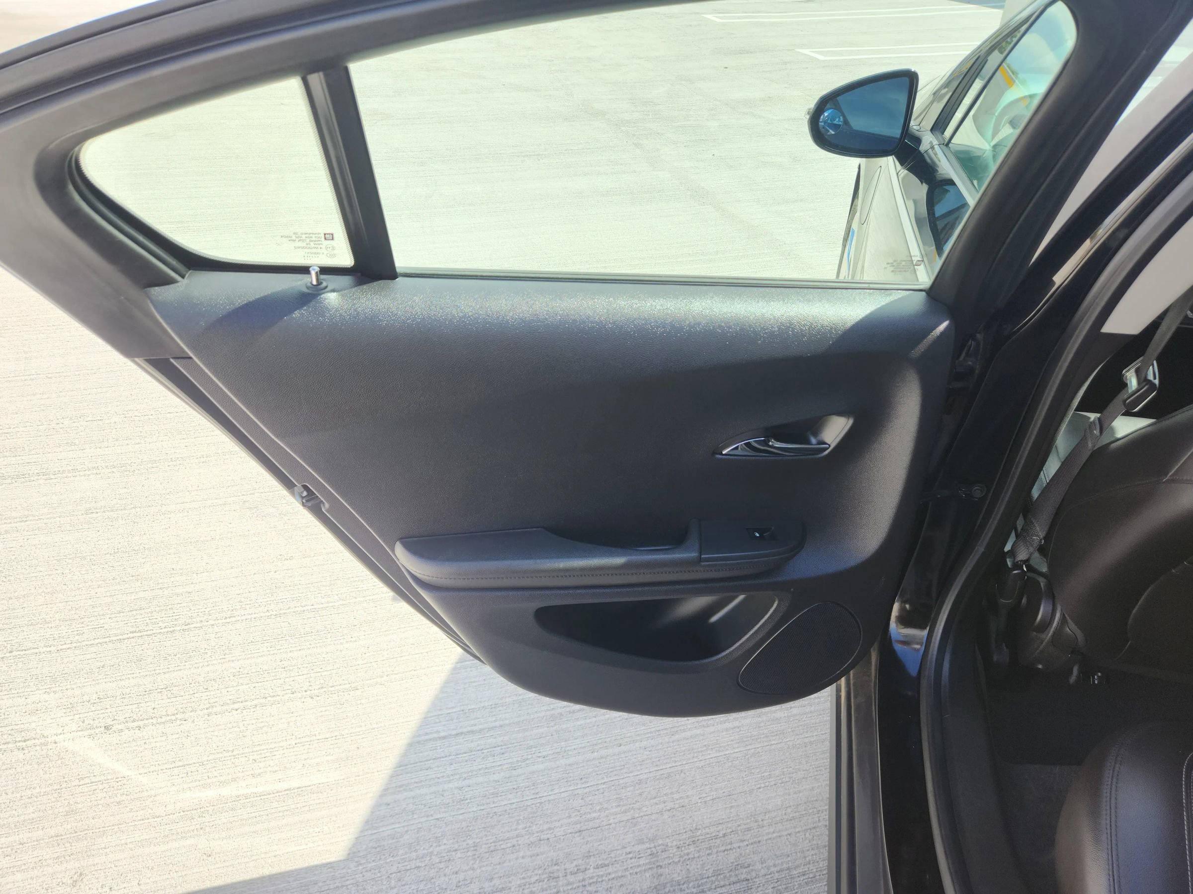 Used 2013 Chevrolet Volt Premium w/ Premium Trim Package FWD image 20