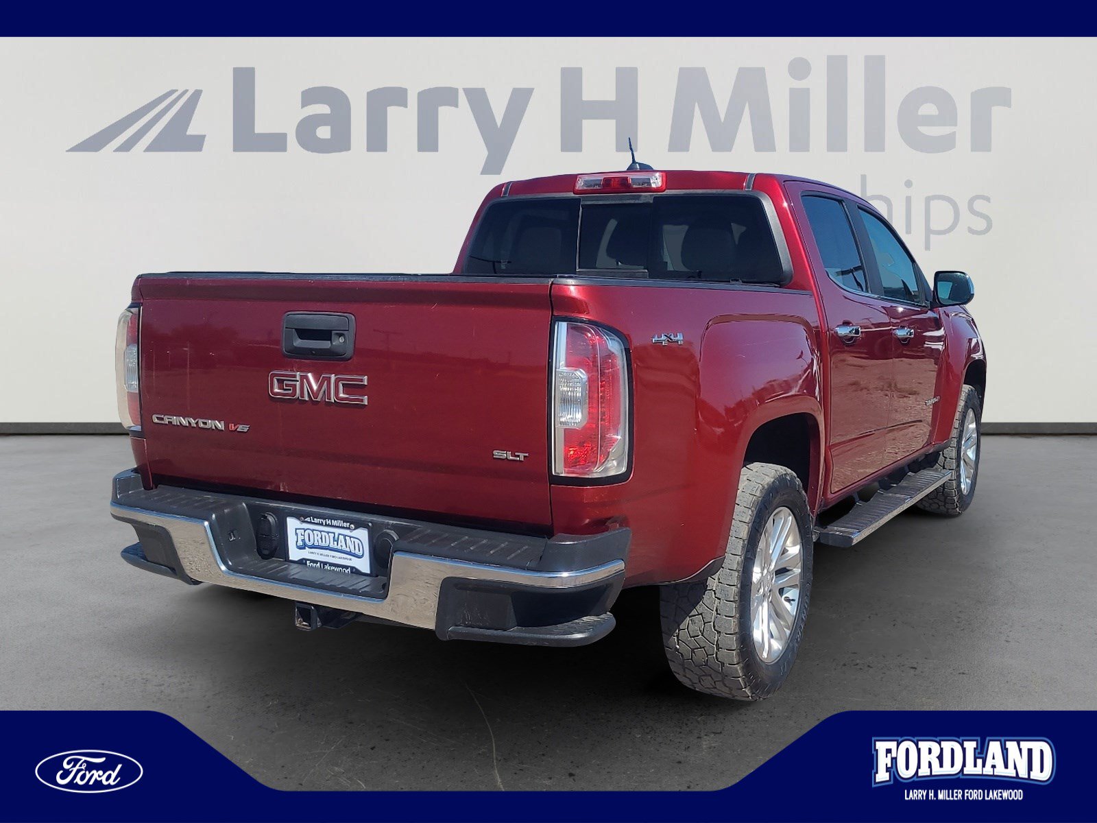 Used 2017 GMC Canyon SLT w/ Driver Alert Package AWD/4WD image 5