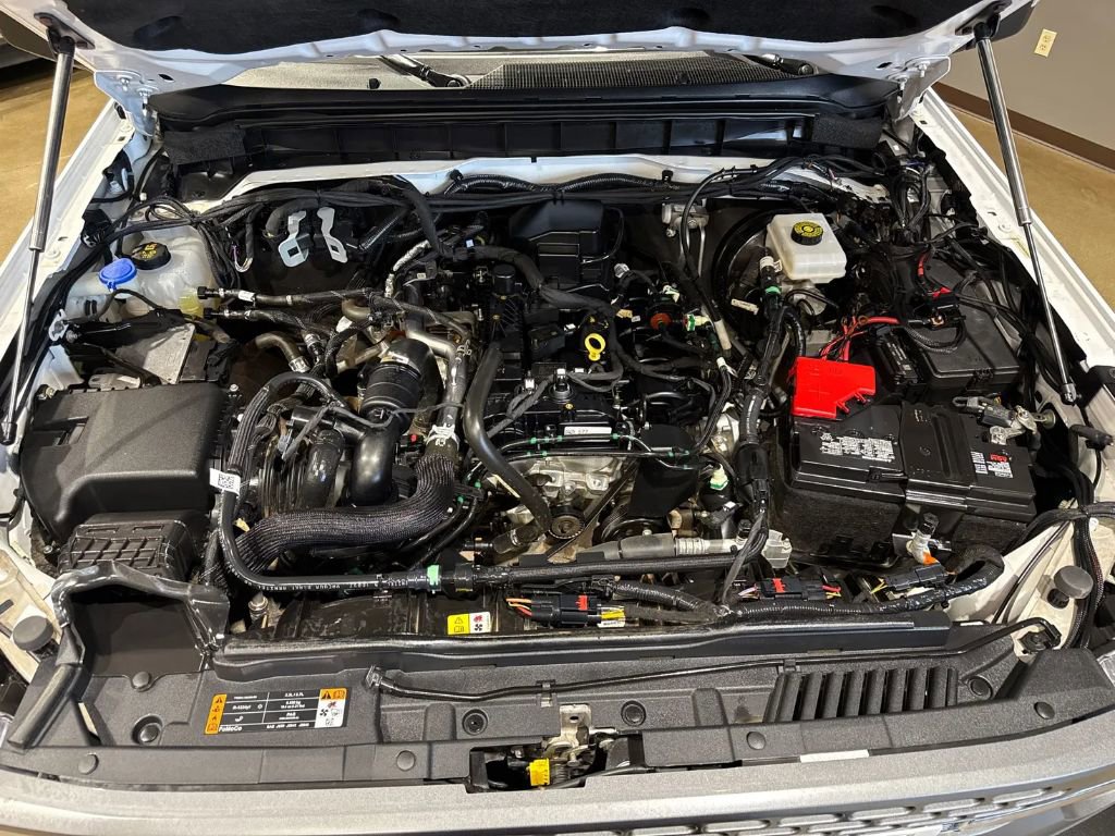 Used 2023 Ford Bronco Badlands image 7