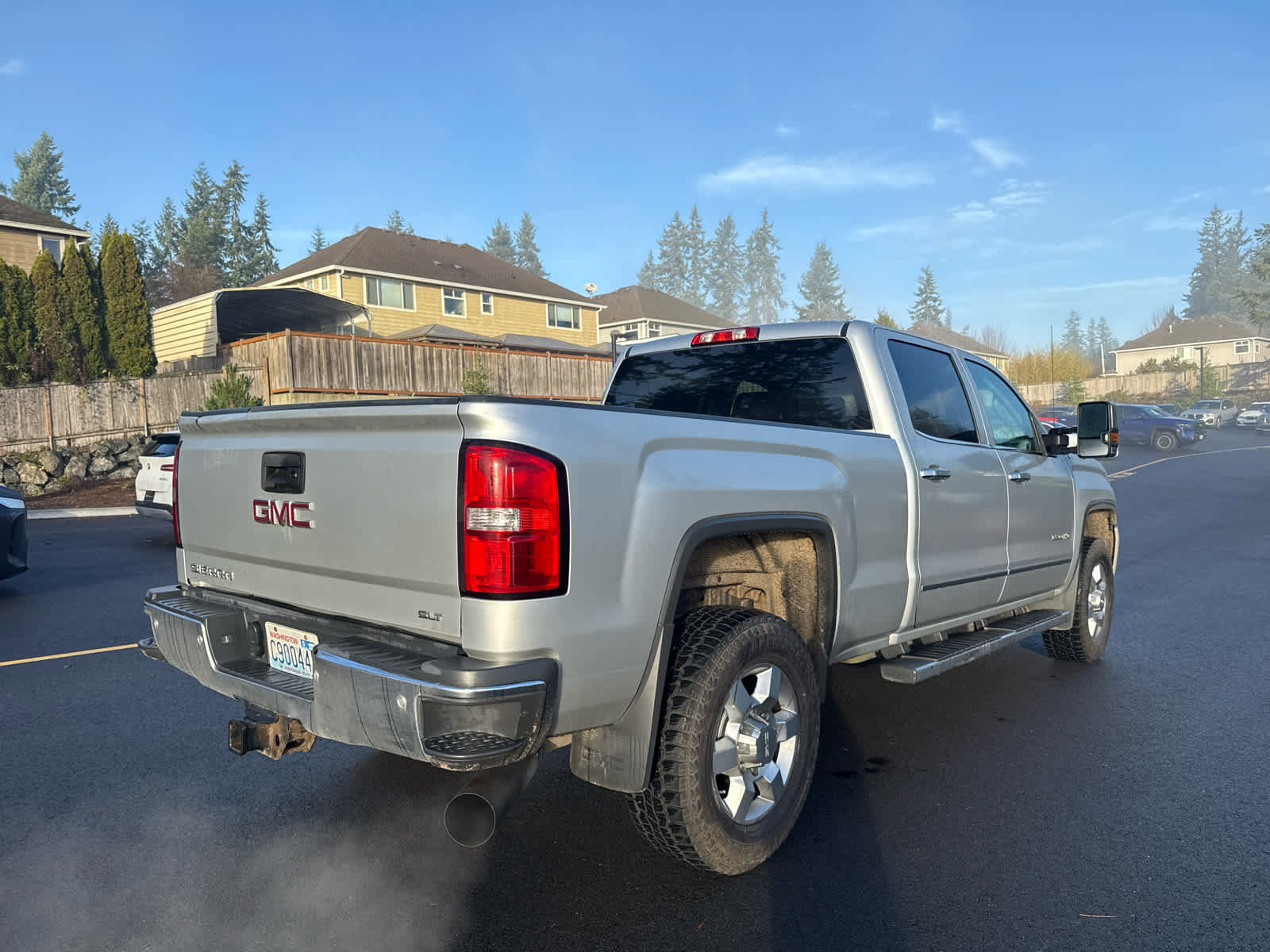 Used 2015 GMC Sierra 3500 SLT w/ Duramax Plus Package image 7