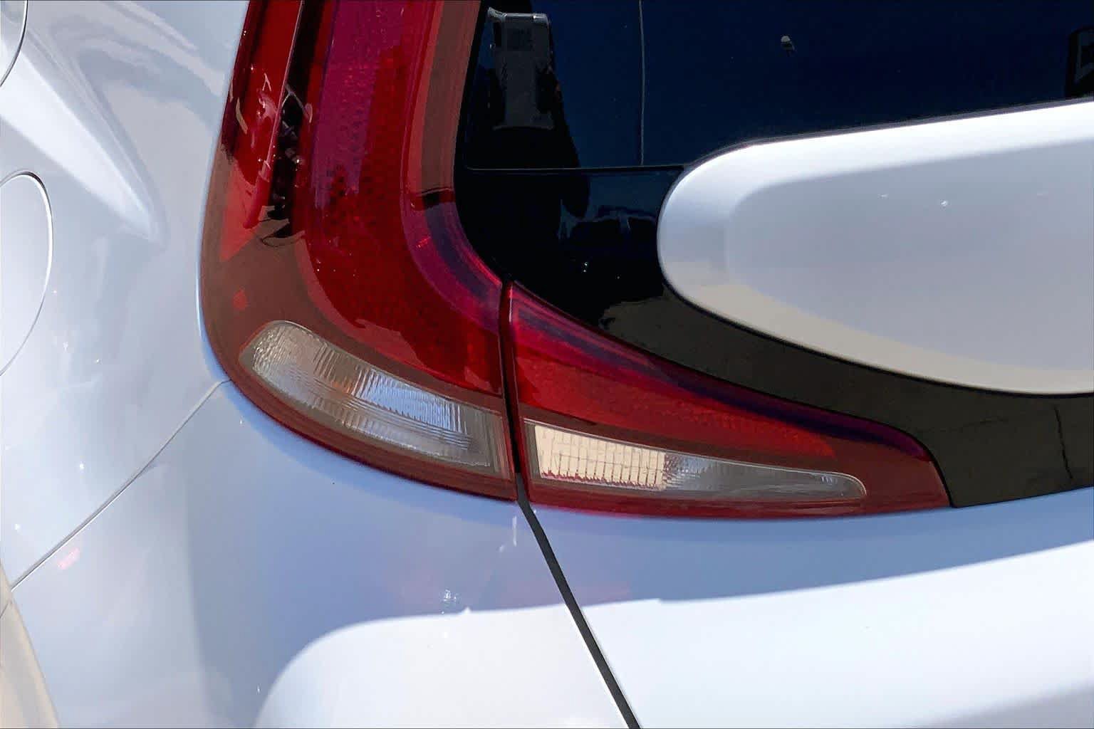 Used 2020 Kia Soul GT-Line FWD image 28