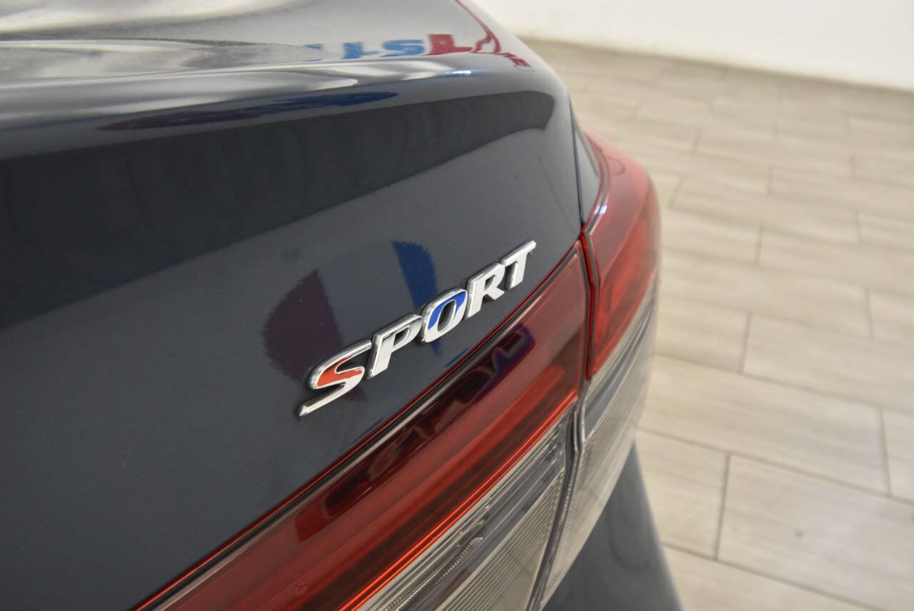 Used 2025 Honda Civic Sport image 32