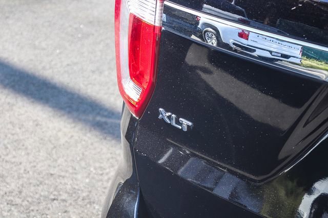 Used 2019 Ford Explorer XLT w/ Equipment Group 201A image 9