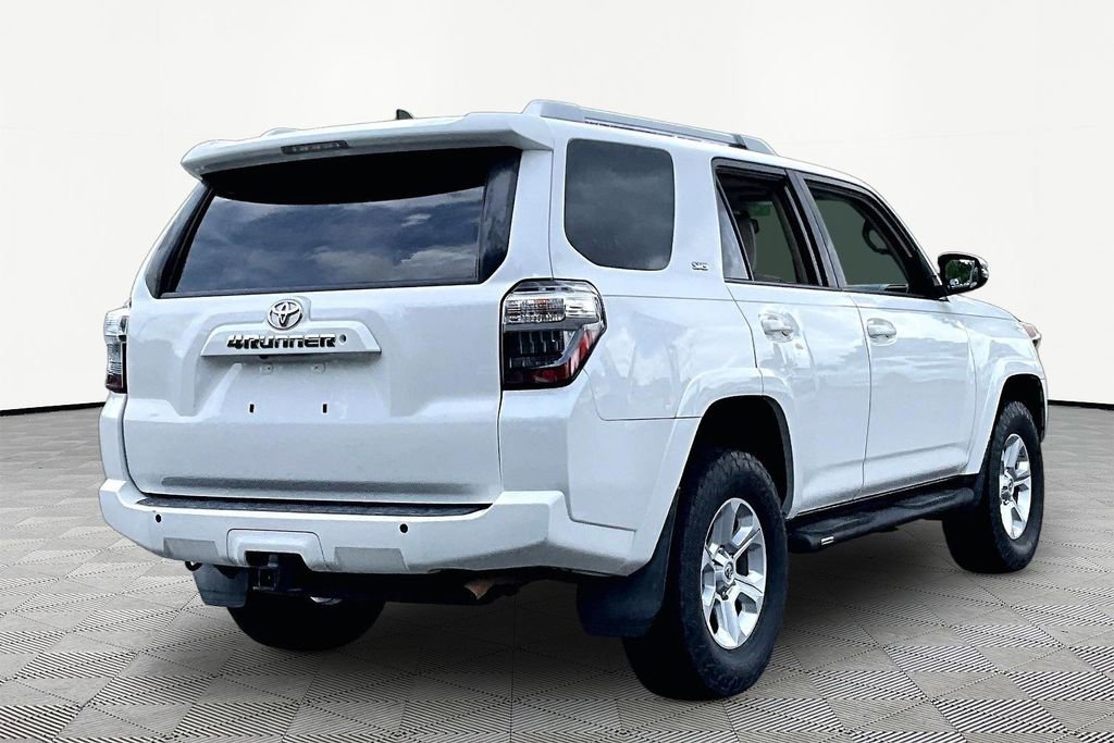 Used 2018 Toyota 4Runner SR5 Premium AWD/4WD image 6