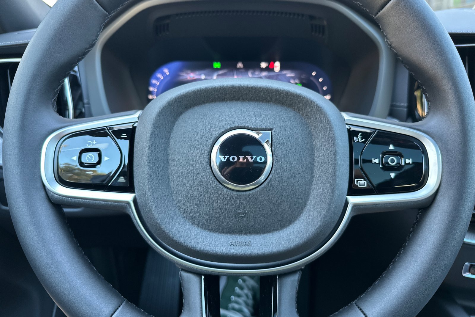 New 2026 Volvo XC60 T8 Polestar image 21