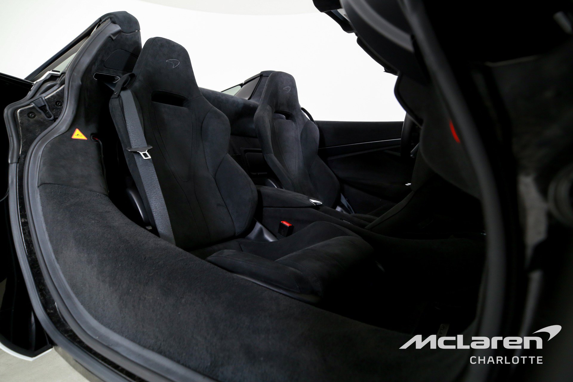 Used 2024 McLaren 750S Spider image 20