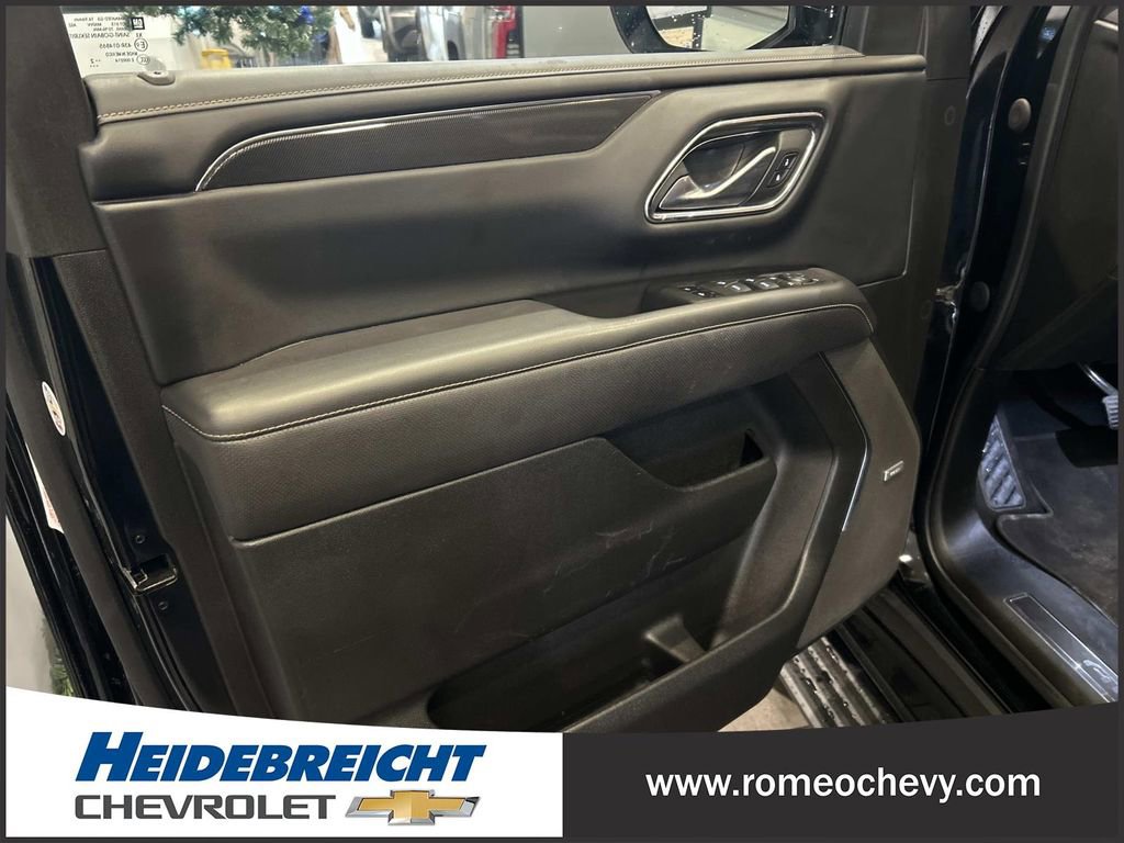 Used 2022 GMC Yukon XL AT4 w/ Max Trailering Package image 11