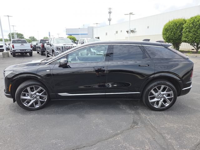 Used 2025 Cadillac Optiq Luxury 2 w/ LPO, Floor Liner Package AWD/4WD image 19