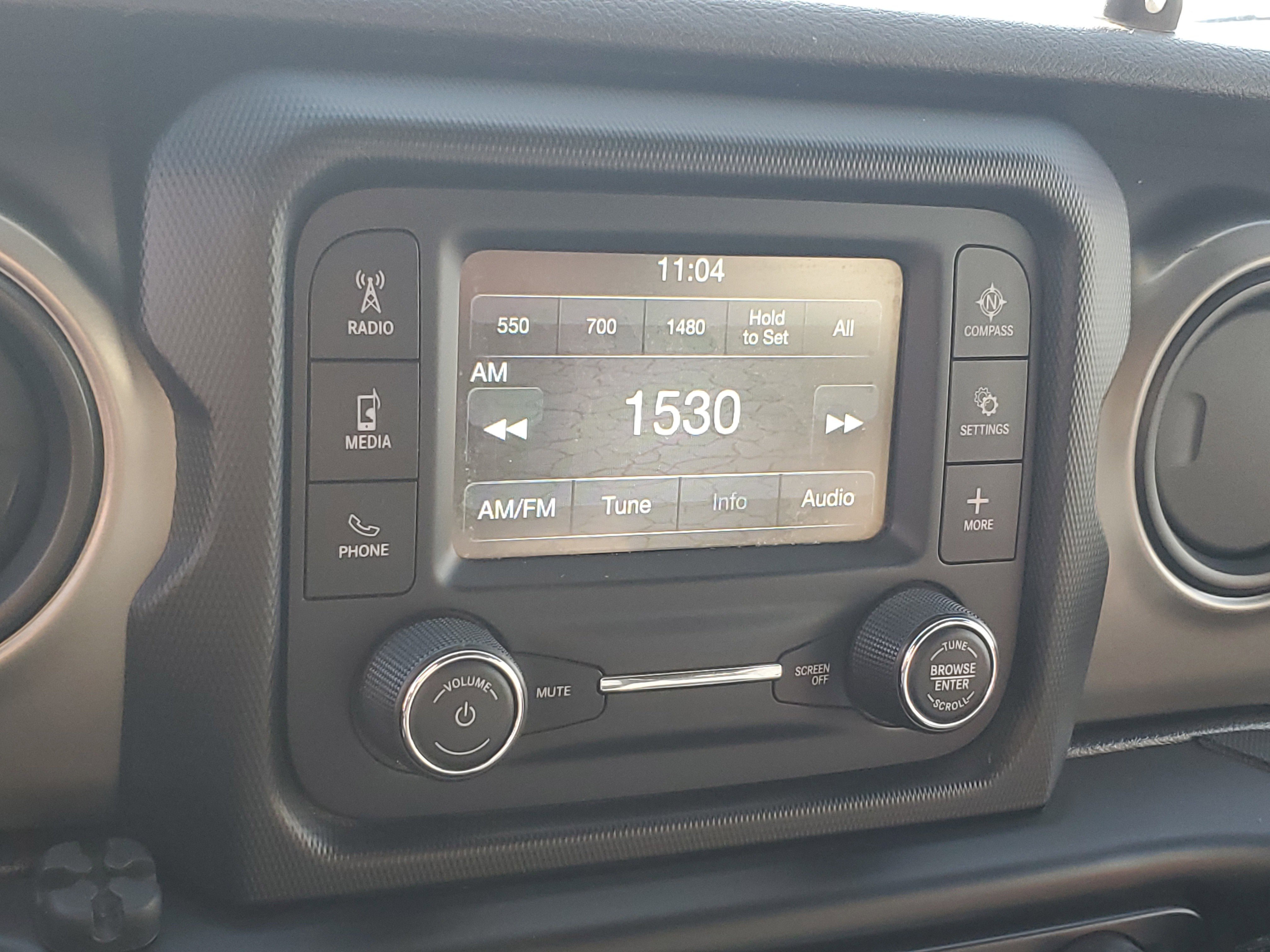 Used 2018 Jeep Wrangler Unlimited Sport image 19