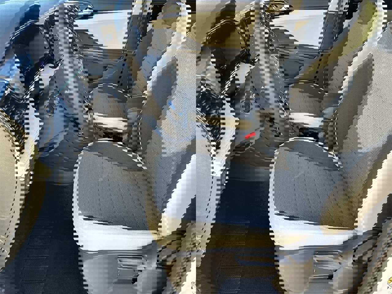 New 2026 Volkswagen Taos S image 15