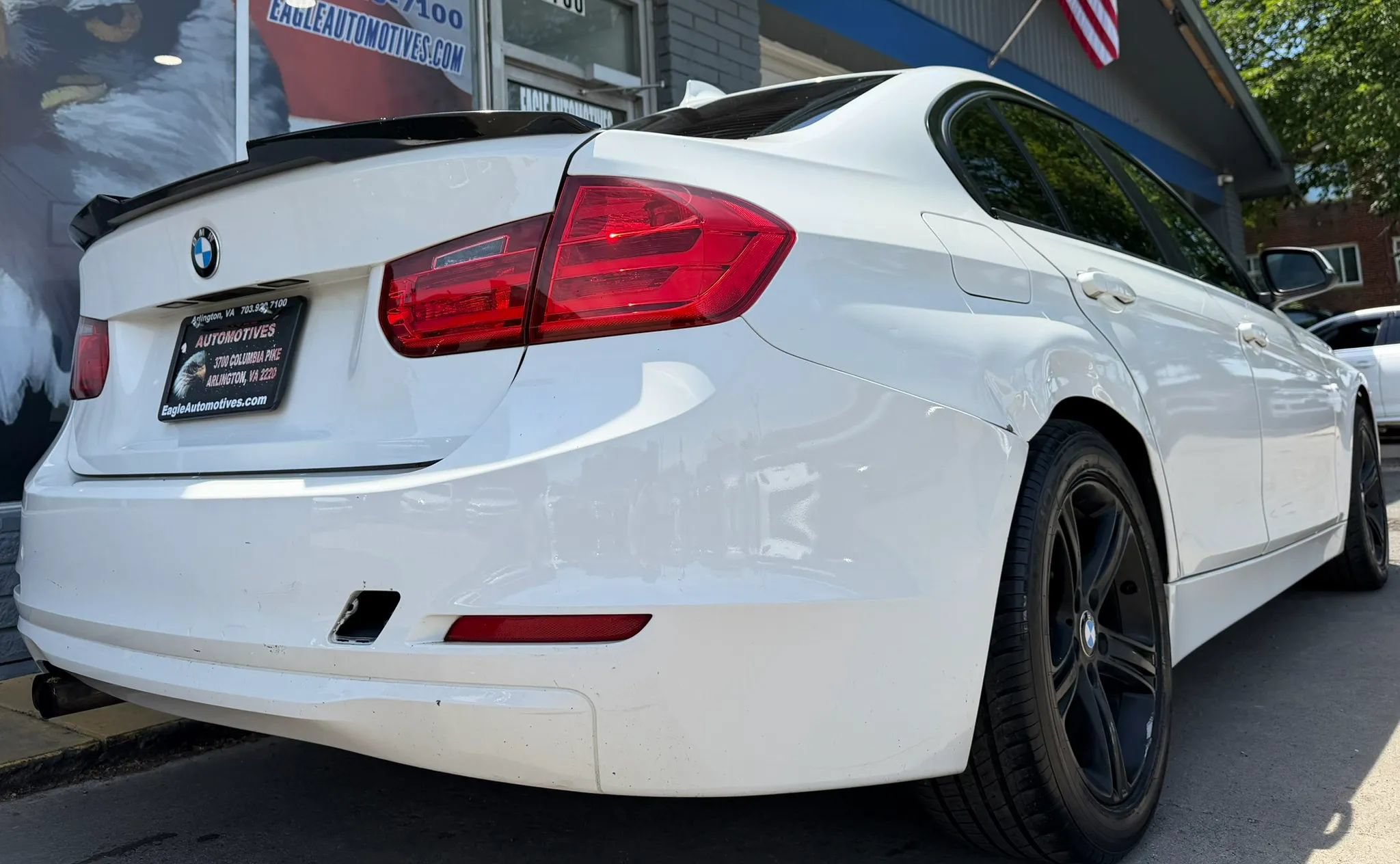 Used 2015 BMW 328i xDrive Sedan AWD/4WD image 3
