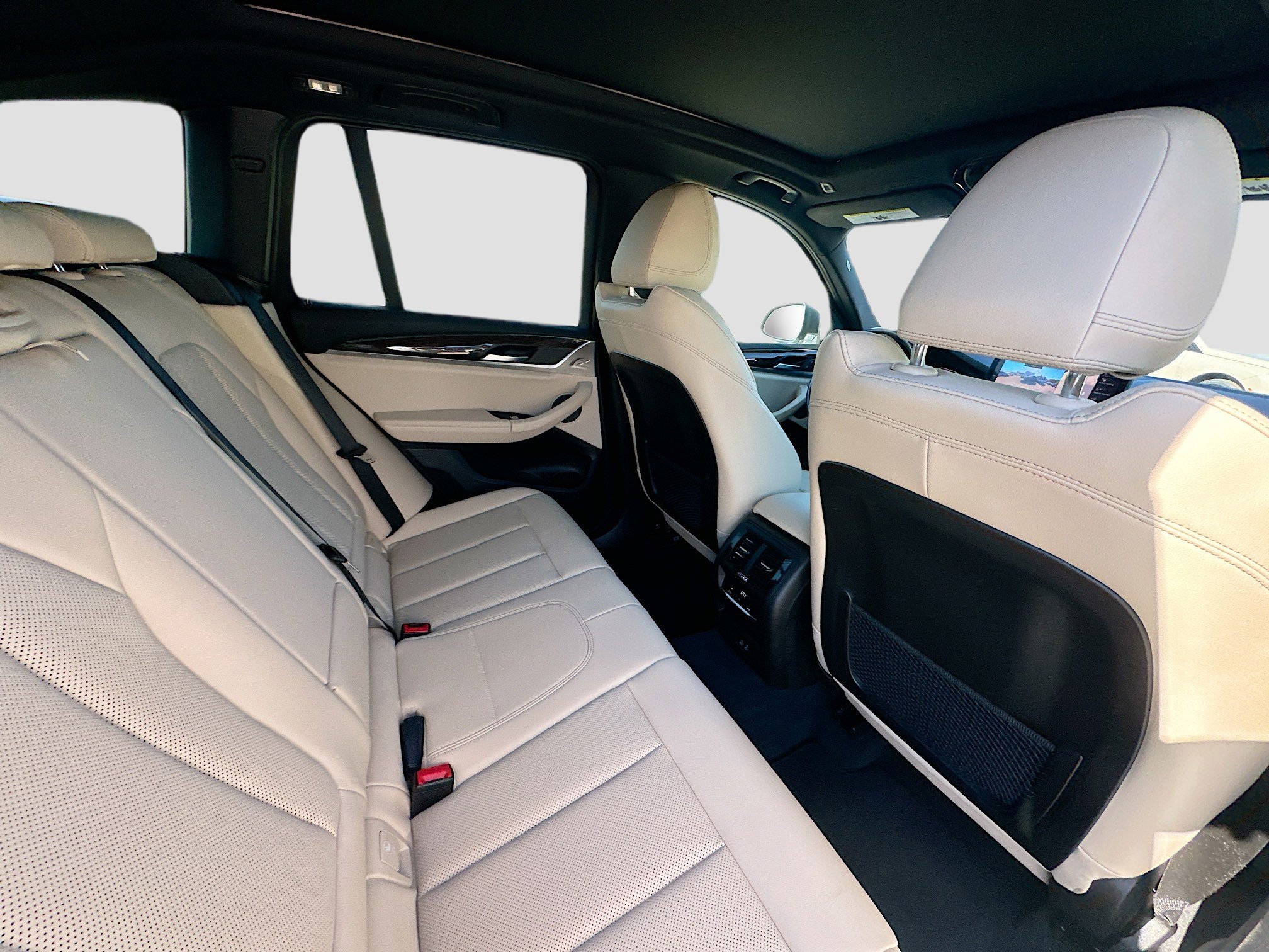 Used 2023 BMW X3 xDrive30i w/ Premium Package image 30