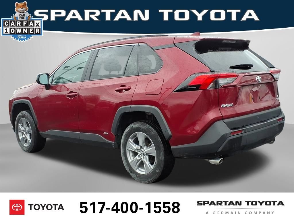 Used 2025 Toyota RAV4 LE AWD/4WD image 9