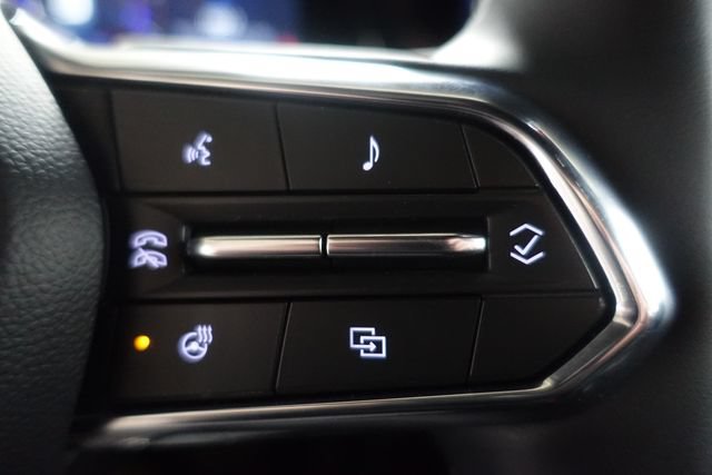 Used 2025 Chevrolet Equinox LT FWD image 13