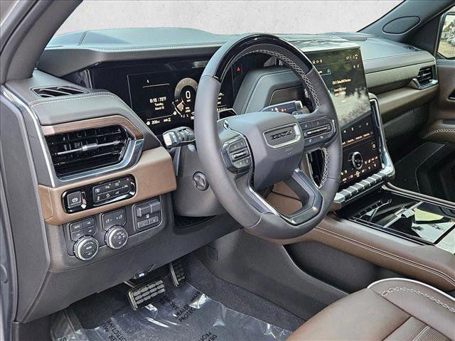 Used 2025 GMC Yukon Denali Ultimate image 10