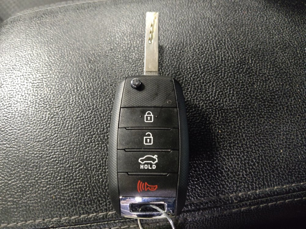 Used 2018 Kia Optima LX image 32